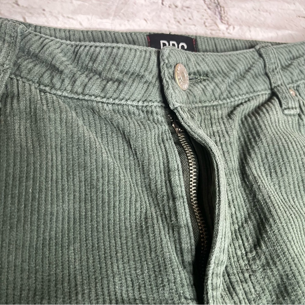 BDG Mom High Rise Corduroy Jean Size 27 - Picture 6 of 10
